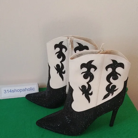Black / Cream Ankle Boots With Rhinestones - Picture 4 of 5